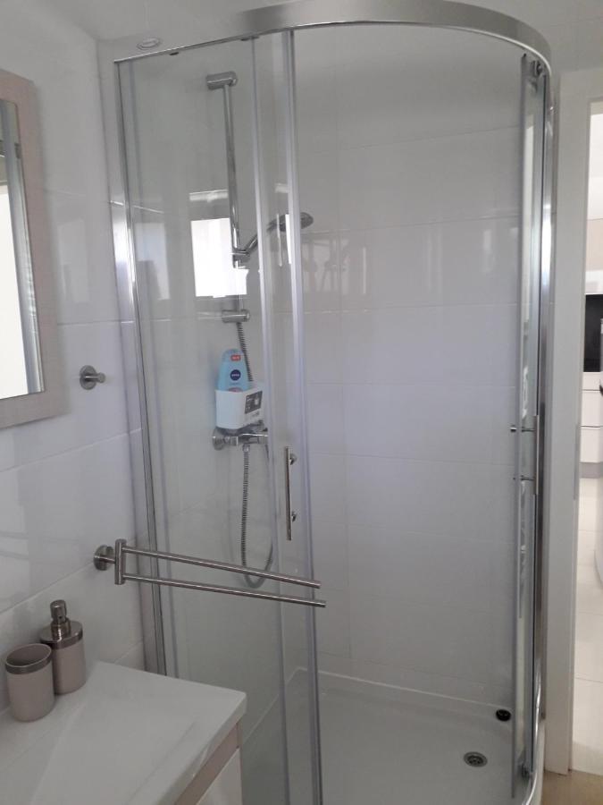 Apartment White Вантачичі Екстер'єр фото