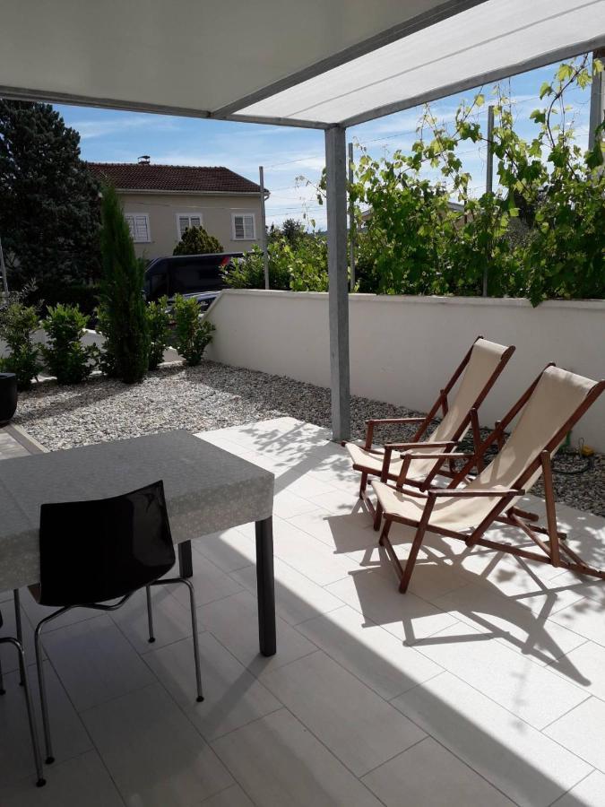 Apartment White Вантачичі Екстер'єр фото